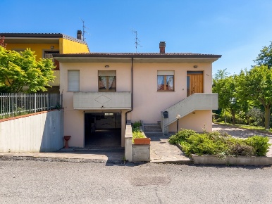 Foto Villa a schiera in Via Montefotogno 12, San Leo di 170 m² in vendita