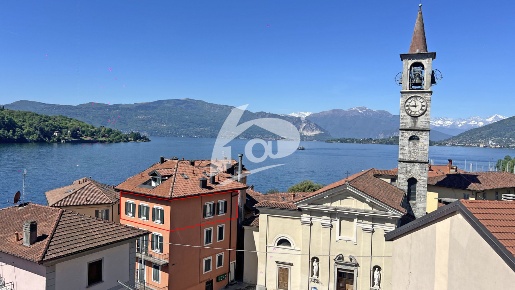 Foto Appartamento in Via Roma 3, Laveno-Mombello Laveno di 85 m² in affitto