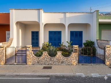 Foto Casa indipendente in LITORANEA SAN CATALDO - OTRANTO, Melendugno