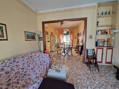 Foto Appartamento in Via Gaetano Luporini 45, Lucca Sant'Anna di 97 m²