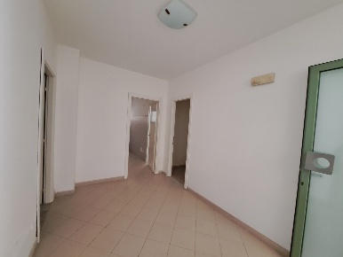 Foto Ufficio a Carrara Stadio, Sant'Antonio, Marasio di 70 m² con 3 locali