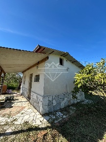 Foto Terreno agricolo a Castelnuovo Magra Centro di 2200 m² in vendita