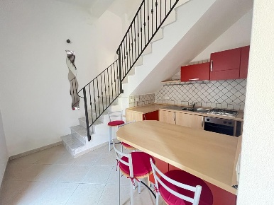 Foto Appartamento a Massa Centro di 50 m² con 3 locali in vendita