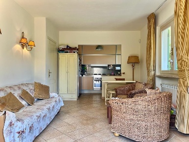 Foto Villa bifamiliare a Camaiore Lido di Camaiore di 150 m² con 8 locali