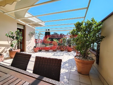 Foto Attico a Montecatini-Terme di 130 m² con 5 locali in vendita
