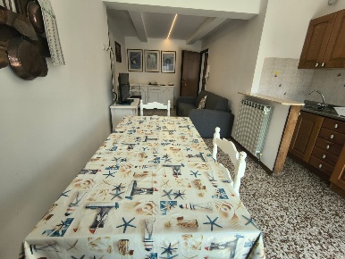 Foto Appartamento a Camaiore Lido di Camaiore di 65 m² con 5 locali