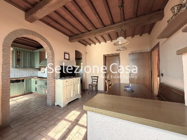 Foto Villa bifamiliare a Castelfranco di Sotto Centro di 141 m² in vendita