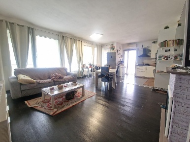 Foto Attico a Carrara Stadio, Sant'Antonio, Marasio di 110 m² con 6 locali