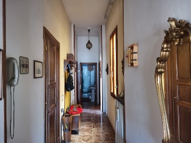 Foto Appartamento a Colle di Val d'Elsa Colle Bassa, Via Gramsci di 120 m²