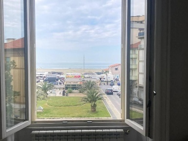 Foto Appartamento a Camaiore Lido di Camaiore di 140 m² con 5 locali