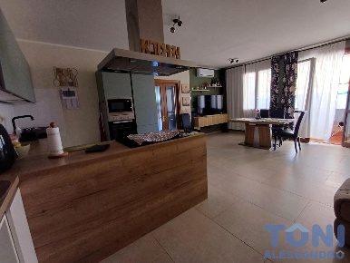 Foto Appartamento a Montelupo Fiorentino Centro di 80 m² con 4 locali