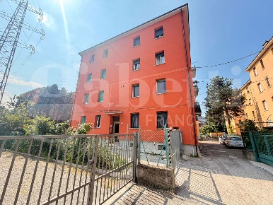 Foto Appartamento in Via Speranza 35, Bologna Santa Viola di 57 m²