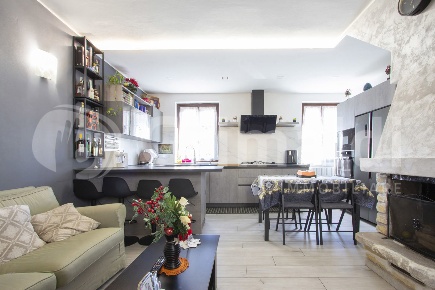 Foto Appartamento in Via Gabrio Casati 7, Paderno Dugnano di 66 m²