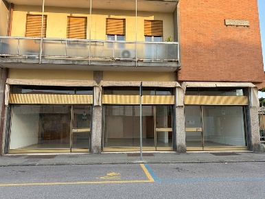 Foto Negozio in Via ROVIGO - Via Luigi Boscolo 26, Rovigo Centro Storico