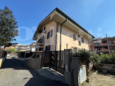 Foto Appartamento in Viale della Repubblica 245, Marino di 45 m² in vendita