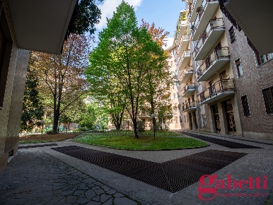Foto Appartamento in Via Pordenone 1, Milano Udine di 110 m² con 3 locali