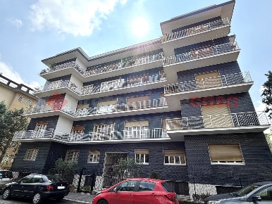 Foto Appartamento in Via XXV Aprile 4, Cesano Boscone Centro di 71 m²