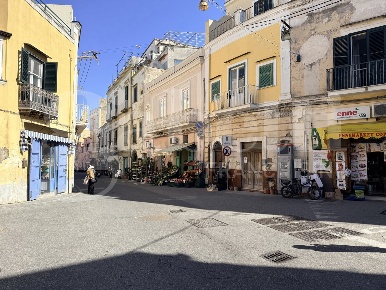 Foto Attico in Via Vittorio Emanuele 00, Procida di 100 m² con 4 locali