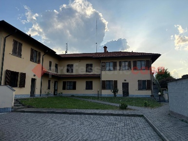 Foto Appartamento in Via Sant'Andrea 5, Robecco sul Naviglio Casterno