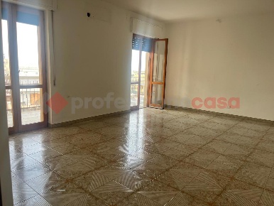 Foto Appartamento in Via Alberto Pugliese 283, Toritto Centro di 155 m²