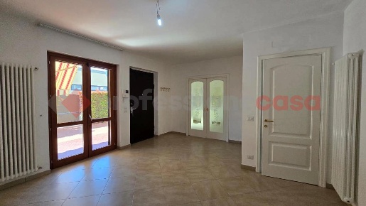Foto Appartamento in Dei Gelsi, Arezzo Catona di 96 m² con 4 locali