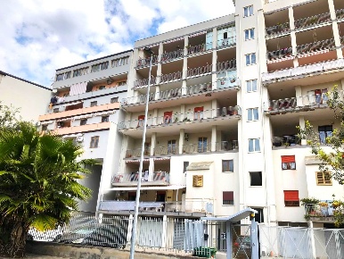 Foto Appartamento in Via Amedeo Moscati  3, Salerno Mercatello - Mariconda