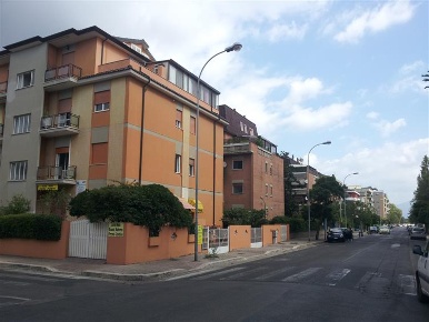 Foto Appartamento a Latina Piccarello di 90 m² con 5 locali in affitto