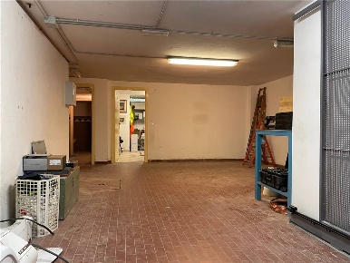 Foto Magazzino a Bagno a Ripoli Grassina di 70 m² con 2 locali in vendita