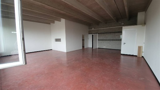 Foto Laboratorio a Este Meggiaro Basso di 119 m² con 1 locali in affitto