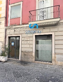 Foto Locale commerciale in VIA LEONETTI 36, Caserta Corso Trieste di 80 m²