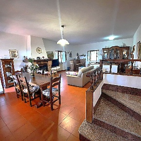 Foto Villa unifamiliare in VIA MARTIRI DELLA LIBERTA' SNC, Centro di 140 m²