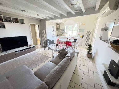 Foto Appartamento a Bedizzole Piazza di 108 m² con 3 locali in vendita