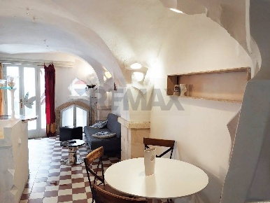 Foto Appartamento a Sassari Centro Storico di 71 m² con 3 locali in vendita