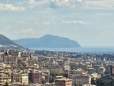 Foto Appartamento in Salita Di Granarolo, Genova San Teodoro di 74 m²