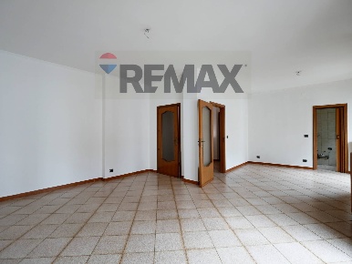 Foto Appartamento in Via Ugo La Malfa 2, Cassano delle Murge Centro