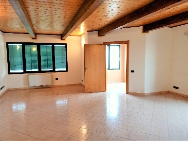 Foto Ufficio in via enzo ferrari, Voghiera di 140 m² con 4 locali
