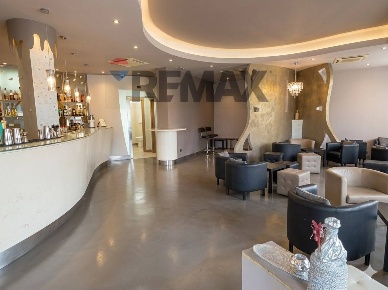 Foto Bar in Via S. Martino, Darfo Boario Terme Centro di 124 m² in affitto