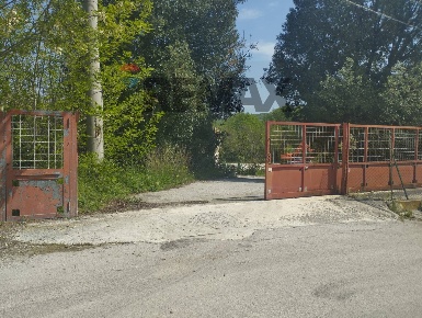 Foto Capannone industriale in Via Fiume Orta 6, Bolognano Piano D'orta