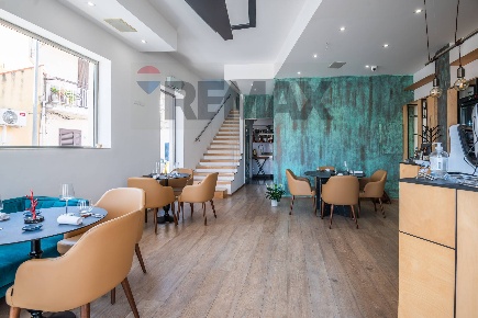 Foto Attività commerciale in via Del Mare 13, Ragusa di 123 m² con 2 locali