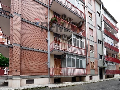 Foto Appartamento in Viale John Fitzgerald Kennedy 77, Bari Poggiofranco