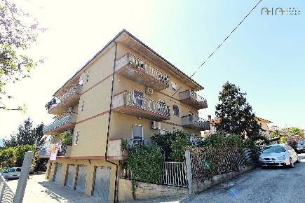 Foto Appartamento in Via G. Matteotti, Monteprandone Centobuchi di 131 m²