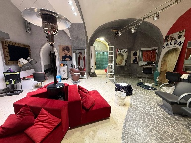 Foto Negozio in Via XX  Settembre 13, San Nicola la Strada di 280 m²