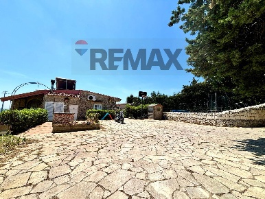 Foto Villa unifamiliare in Contrada Serra Garofalo, Ragusa di 179 m²