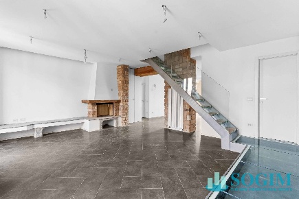 Foto Appartamento in Via Pericle 16, Milano Precotto di 145 m² con 4 locali
