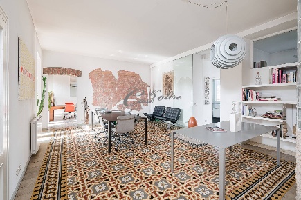 Foto Ufficio in Via Como, Novedrate Centro di 170 m² con 5 locali