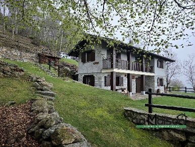 Foto Casa indipendente in regione moschetta, Andrate di 200 m² con 4 locali