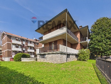 Foto Appartamento in via Fusi 4, Pavia Città Giardino di 276 m² in vendita