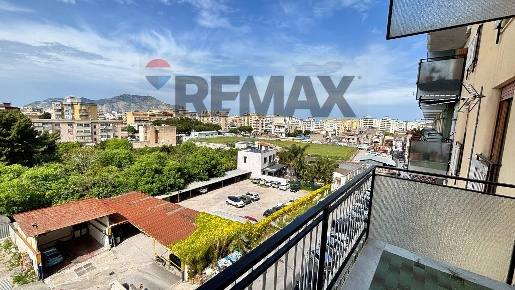 Foto Appartamento in Via Benedetto Croce 18, Palermo Altarello di 99 m²