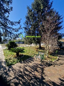 Foto Villa unifamiliare in VIA COLLE D'ORO, Velletri Appia Sud di 320 m²