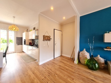 Foto Appartamento a Camaiore Lido di Camaiore di 100 m² con 5 locali